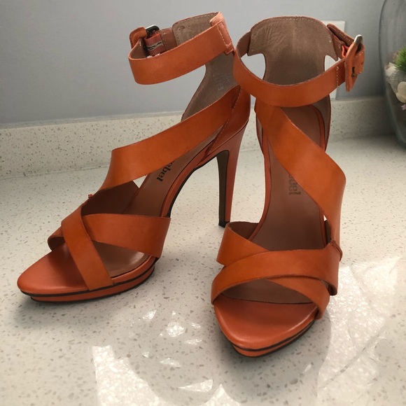 Luxury rebel orange size 10 perfect leather - Picture 3 of 8